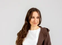 Женские кардиганы: тактильная драматургия и протокол умного тепла