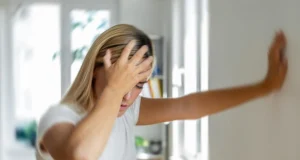 Новые данные: 7 симптомов, за которыми может скрываться опухоль мозга