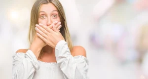 Все еще лень чистить зубы? Бактерии в полости рта могут превратить сердце в «камень»