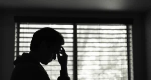 «Спал по 2 часа в сутки»: приемы саморегуляции, которые избавляют от бессонницы и навязчивых мыслей