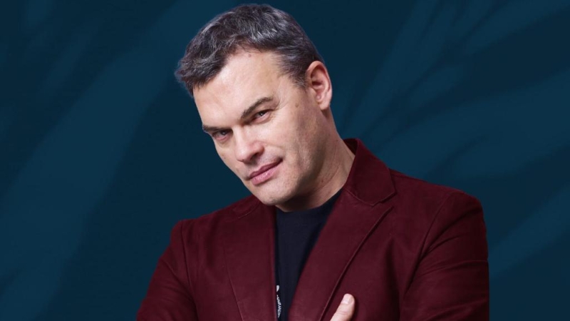 “Сегодня экономика рулит всем”: Евгений Дятлов о тенденциях современного театра, понимании мира и кумирах в профессии